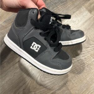 DC Kids High-Top Sneakers - Gray and Black